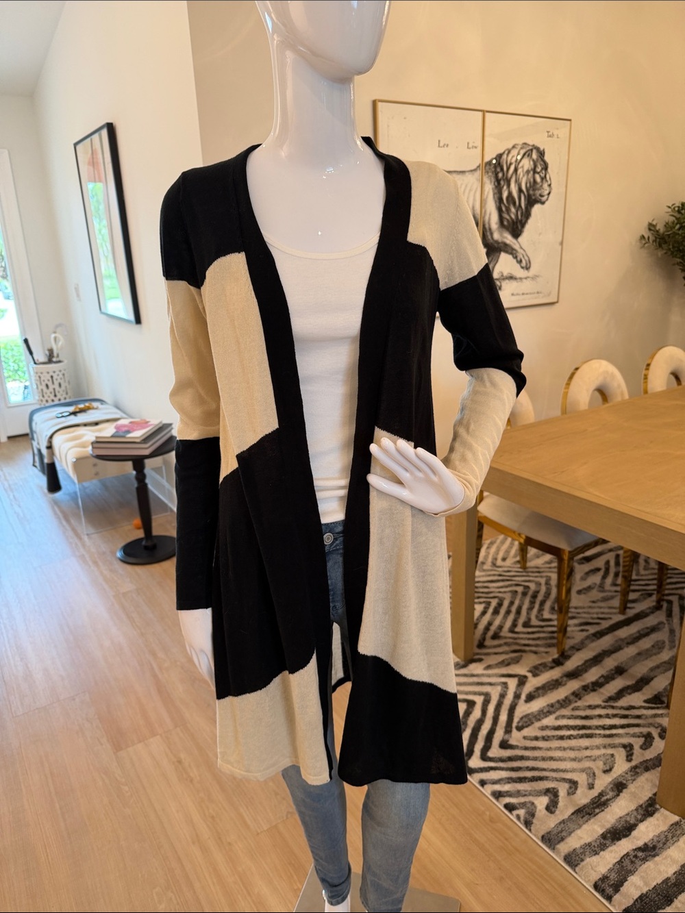 Lisa Rinna Collection Black & Cream Colorblock Open Cardigan